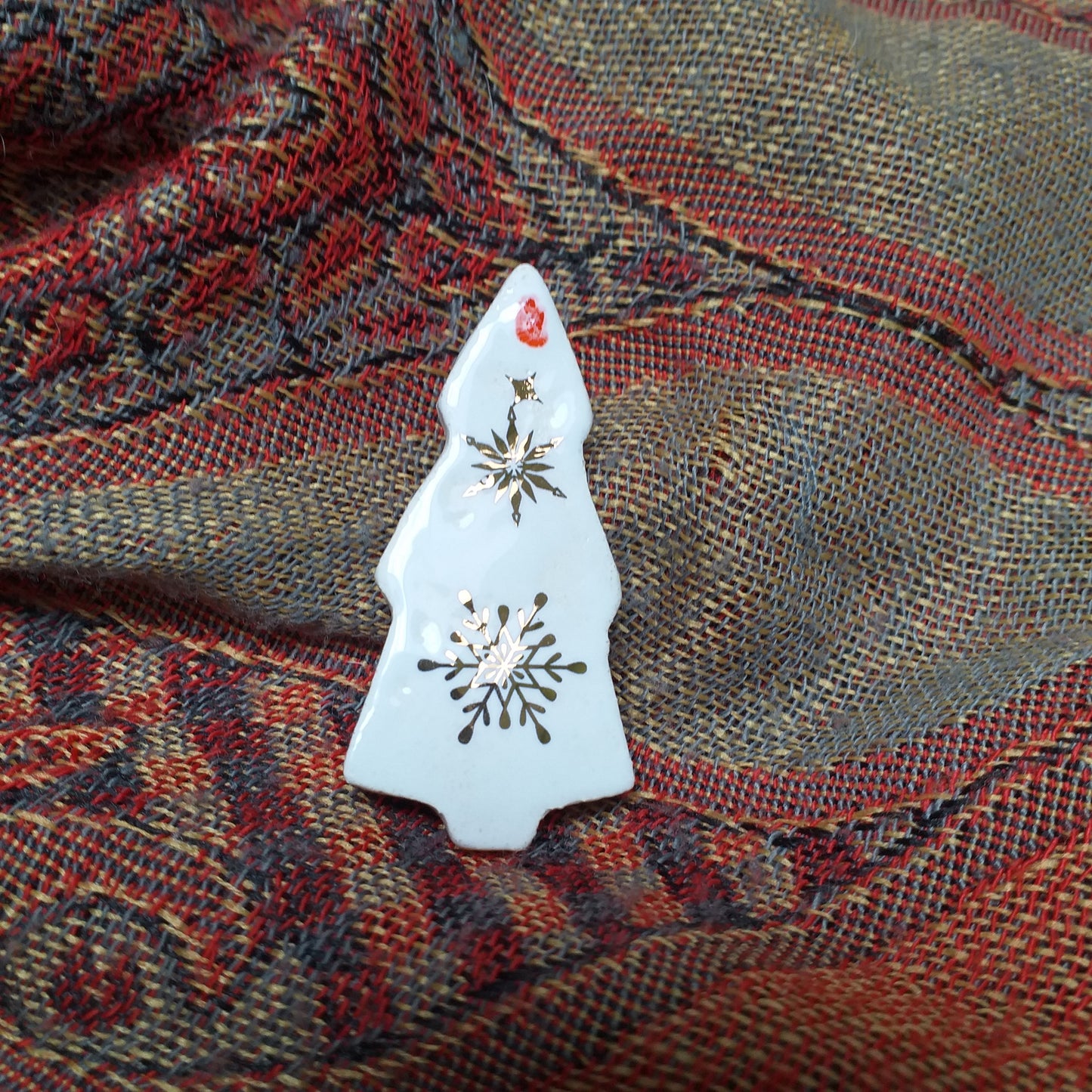 Holiday Brooch / Christmas Decoration